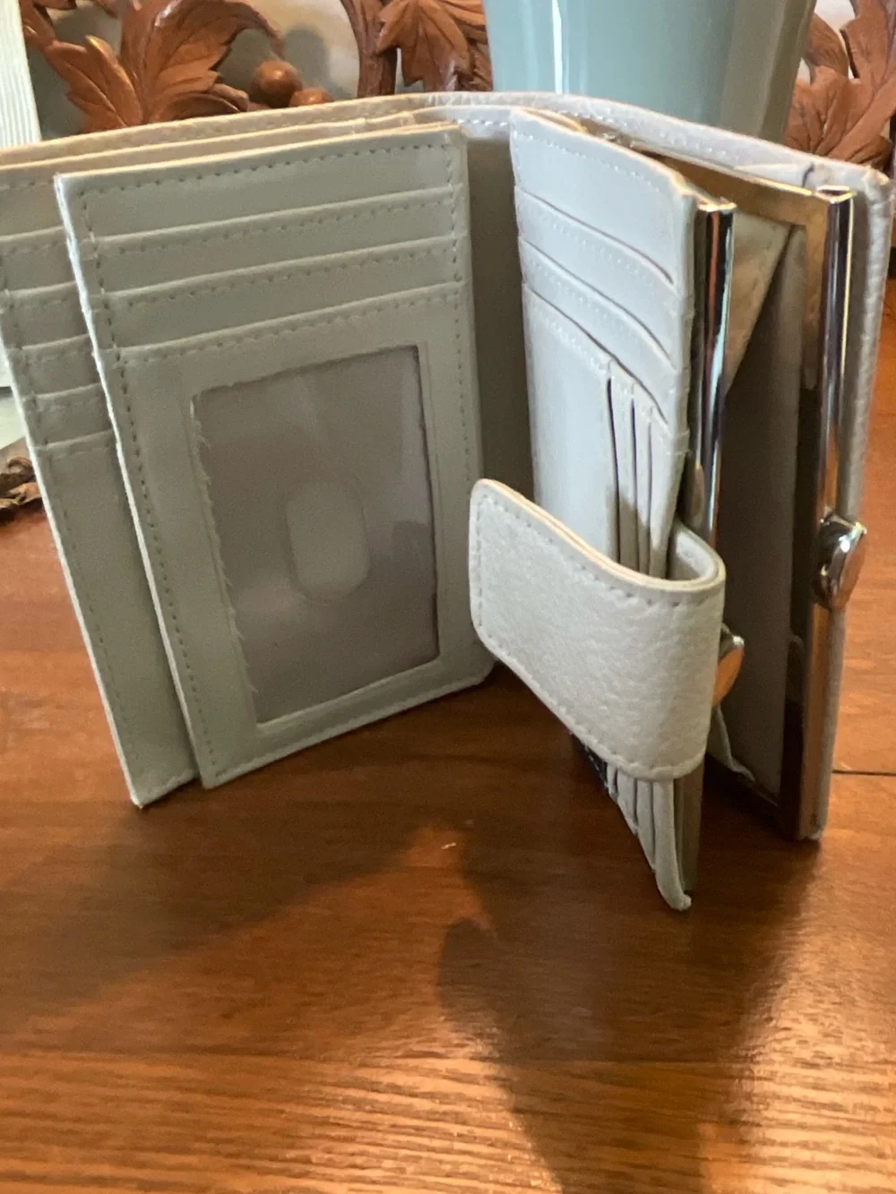 Pebbled Leather Women's Wallet in Cream